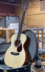 GA-72 - Gallagher Guitar