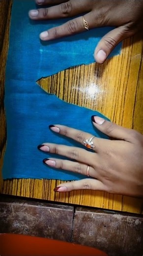 “Beginners V Neck Cutting Hack ✂️”#shorts #ytshorts #youtubeshorts #viral #trending #viralvideo