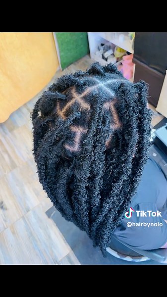 How to Create a Stunning Butterfly Twist on Natural Hair