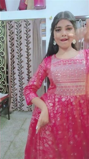 Radha (from students of the year) #trend #youtubeshorts #youtubevideos #ytshorts #bollywoodsongs