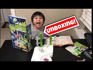 UNBOXING Thames & Kosmos Ooze Labs: Alien Slime Lab Science Experiment Kit & Lab Setup With Arri!