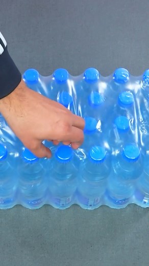 70K views · 273 reactions | How to open up your water bottle pack! | Trendy Magazine | Facebook