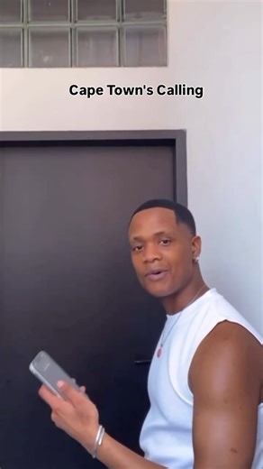 J.A.$.P.E.R on Instagram: "So guys, Let me tell you! a bit more about the trip im hosting with Tourhero Picture this, 11 days of aesthetically pleasing views, cultural experiences, relaxation, and off course beach vibes 🏝️☀️ There will be wine tasting, Going to wine farm!🍷😌 Guys, Pack yall bags we’re going to Cape Town! 🇿🇦 🗓️January 20-01-2026 Limited spots available 📩DM me Cape Town for all the all the details and prices, or tap the link in my bio Lets explore the beautiful Mother city o