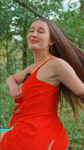 NATURE ENERGY STRETCH ✨ | KRISTINA’S DYNAMIC YOGA IN THE WOODS