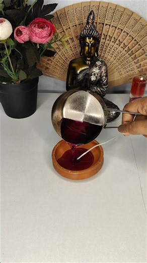 DIY Scented Terracotta Daisy Candle making 🕯️ | Aesthetic Homemade Candle | #candlemaking #shorts