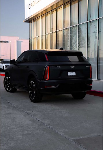 2025 Cadillac Escalade IQ: Bold Matte Black Elegance