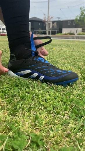 Goog-designed football boots Adidas Football Boots Predator ELITE FT AG