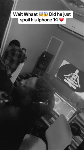 The song just keep ringing in my head 🥰🙆🏽‍♂️naanso 3ka aba #recordingstudio #music #openversechallenge recording studio in ghana home recording studio recording studio sessions best studio apps for recording fl studio mixing and mastering mini studio setup recording studio songs recording studio setup