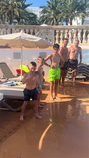 Diving into summer ☀️🌊