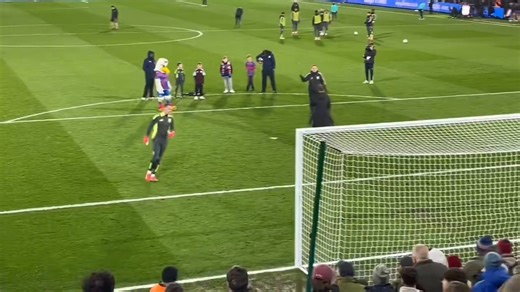 78K views · 251 reactions | Villa goalkeeper at Palace last night warming up during half time. There was supposed to be a kids penalty shoot out taking place. Few arguments about this but my take is : He was coming on as a half time substitute for the injured Emi Martinez and the goals the other end look empty….. | Football fans Home and Away days | Facebook