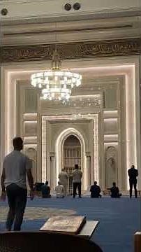 بخشوع وسكينة أذان صلاة الفجر من مسجد العلي العظيم