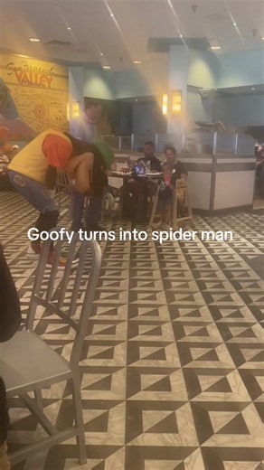 SPIDER GOOF!. #goofy #hollywoodstudios #disneyworld #disney #disneyparks
