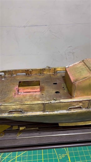 Rc full metal tugboat scale 1/33 the superstructure 2