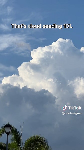 CLOUD SEEDING CAUGHT ON CAMERA!!!! #cloudseeding #chemtrails #weathermodification #conspiracy