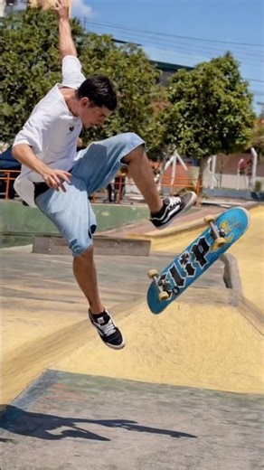 Isso acontece em TODA pista de skate! 😂 #shorts #skate