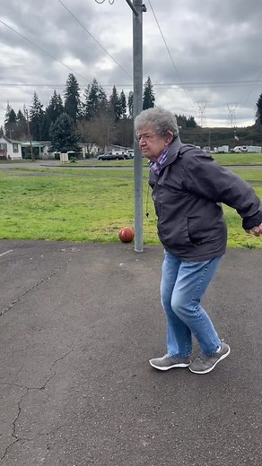 Granny with the Griddy. 😅 [via @Radical Granny]