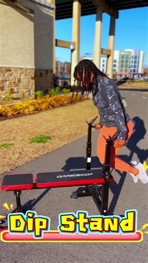 🤩Come check this! Our outdoor sessions just got even better #outdoors #workout #shorts #benchpress