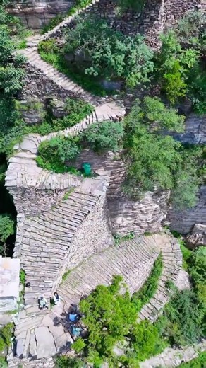 🌄🏔️✨ Magical Mountain Path in China | Walking🌿⛰️ 🌸🛤️🌤️ 🌈📹🌺