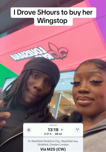 Meet up with Siliana and we spoke about Sickle Cell @Wingstop UK 🇬🇧 #simsimma #wingstop #bts #vlog #sicklecell