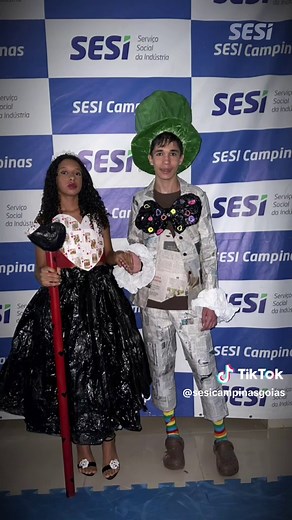 Desfile Reciclável na Escola: Moda e Consciência Ambiental
