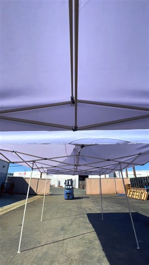 🎓 Graduation season is HERE! Be event-ready with our 10x10 & 10x20 Pop-Up Tents ✔️ Easy, quick setup ✔️ Includes sidewalls ✔️ Perfect for grad parties, backyard events & pop-ups Don’t wait until the last minute — call today and secure yours!☎️949-344-5605 RoyalTentUSA.com