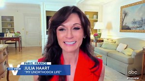 185K views · 1.6K reactions | “It was death or success. Those were the odds because I couldn’t go back.” Julia Haart, star of the new series #MyUnorthodoxLife, opens up about leaving an ultra-Orthodox Jewish community and becoming an extremely successful business mogul. abcn.ws/2RiH3wd | The View | Facebook