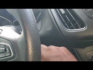 Wie programmiere ich eine neue Fernbedienung für den Ford Focus?