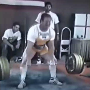 Ed coan style sumo deadlift
