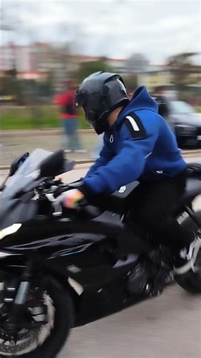 YAMAHA R7 MODIFIED EXHAUST SOUND🔥 #yamaha #r7 #akrapovic #motos #meet