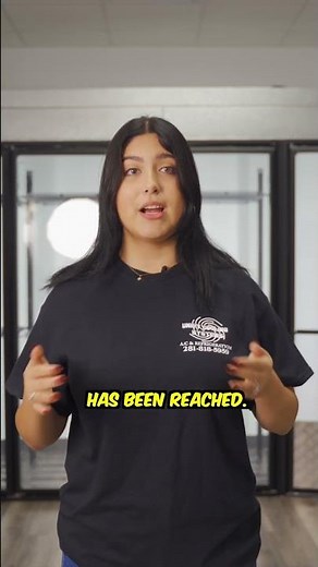 How does a walk-in cooler thermostat work?