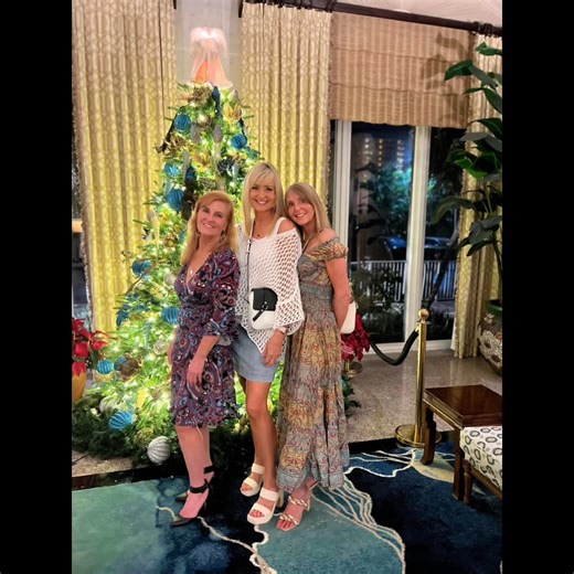 🎉 Happy 60th to my baby sister, Boo Boo (a.k.a. Joanne)! 💖 In our family of five sisters, she’s always been the glue that keeps us all laughing, connected, grounded,(and fed amazing desserts)! Lol Boo is one of the kindest, funniest, most down-to-earth people you’ll ever meet…She is the kind of person who lights up every room she walks into.💖💖 She’s the best animal groomer around, an amazing auntie, and truly the heart of our family💕 I’ll never forget those early days when I was just starti
