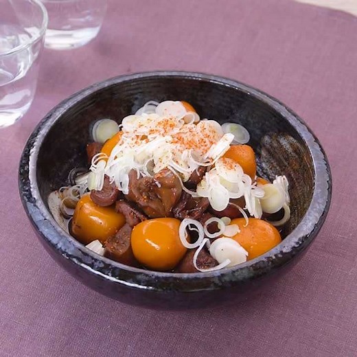 おつまみにぴったり！ 鶏もつ煮のレシピ動画・作り方 | デリッシュキッチン