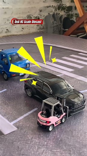 Innova car, RC pickup, monster truck, annoyed with forklift #rccar #automobile #monstertruck