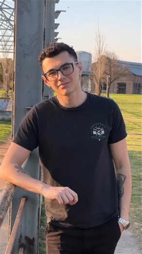 JiTech | iPhones & más en Santa Fe | ¿Tu iPhone es realmente auténtico? 👀 En este video te contamos todo lo que tenés que revisar antes de comprar uno: 🔊 sonido real del equipo... | Instagram