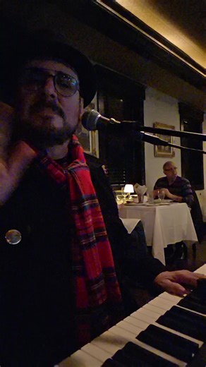 Here I am again! Drew Hill is live at Rothmanns | Drew Hill