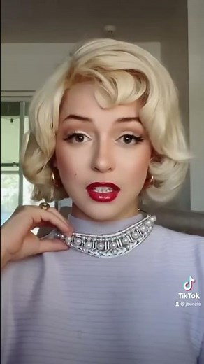 Recreating A Marilyn Monroe Scene!