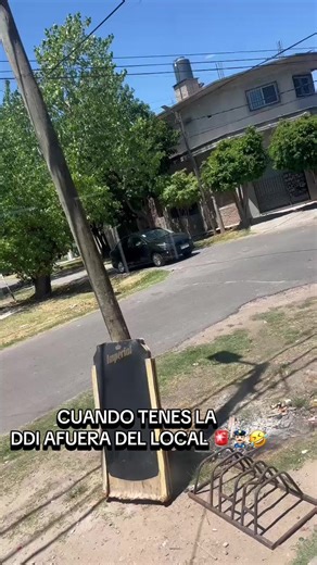 La DDI en Acción: Humor y Comedia