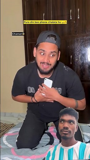 Introducing the "VitalWear SmartBand," a next-generation wearable gadget🎉💘