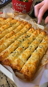 "These are phenomenal! The crust is so light and flaky, the filling is delicious, and they are fun to eat. My husband said they are the best things I've ever made and my kids loved them." Recipe in (c.o.m.m.e.n.t ).👇 | Easy Recipes