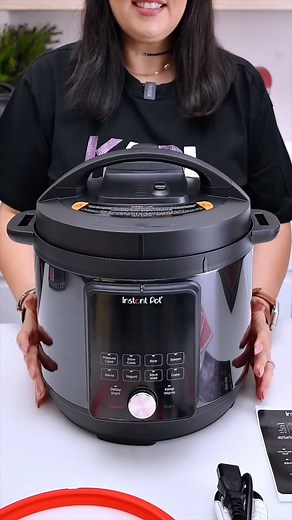The new Instant Pot Duo Plus Whisper Quiet has just arrived! @instantbrandsme The Instant Pot Duo Plus is designed to make cooking simple, easy, and convenient. • 9-in-1 Cooking: pressure cook, slow cook, rice, steam, sauté, yogurt, sous vide, cake, and keep warm. •Pressure cooks up to 70% faster and more energy efficient than traditional cooking methods. • 11 proven safety features, including overheating • Protection and safe locking lid. • Holds up to 6 servings: perfect for growing families, 