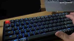 京东京造keycorn K2茶轴版RGB背光灯效果