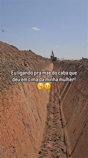 Rafael on Instagram: "Ainda ta vivo dona Maria 😏🤣🤣 #viralreels #viral #agro #memes #brasil #fy #terraplanagem #reels #chuvadelikes50k #pacarregadeira #fypppppppppppppppppppppppppppppppppppppppppppppppppppppppppppppppppppppp #fypシ゚viralシfypシ゚ #fypreels #fyp❤️ #fypシ❤️💞❤️ #fypage"