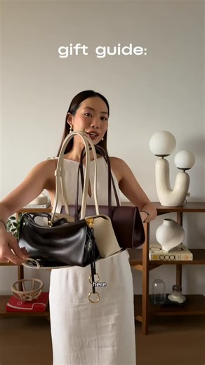 Debra Jane | A gift guide for the cool girls who want an elevated everyday bag that’s perfect for the day and just as chic for a night out. Bag 1:... | Instagram