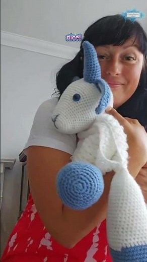 Learn how to make a goat baby blanket with a Bobble Stitch! Get the pattern! #craftinghappiness