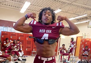 WeAreSC On3 5/15/22: Top safety gets offer, London's rookie contract, and legend speaks at graduation