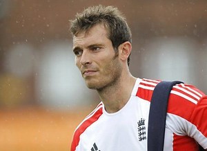 Tremlett returns to England cricket squad