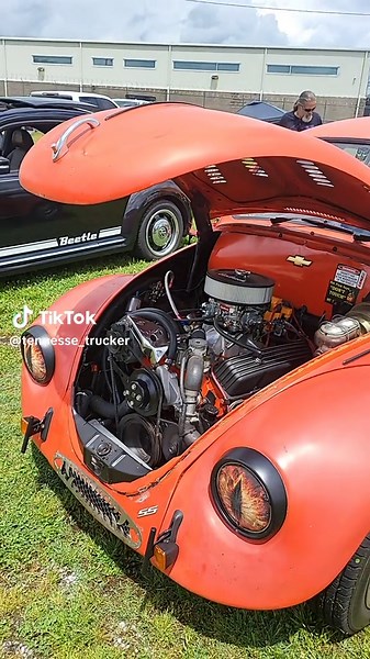 V8 Power in VW Beetle: Circle Your Wagons