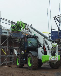 88K views · 1.1K reactions | Spot the difference. #JCB’s hydrogen machines deliver the same power and performance you know today, just with a different fuel. | JCB | Facebook