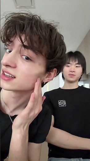 two models, one grwm