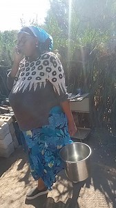 Kana Seitebaleng o rata botoutu, okanna a boela mosimane hela gore ona le ditsha🤦 ...Dilo tsa boswa..!🤣🤣🤣 Tshetsanyana leene omo phakeletse ka maaka. Reka lapa ke bo o tshola leeng!!!😟 Nna le labotlhano yoo molemo...🙏 | MmaRabachanaki.BW